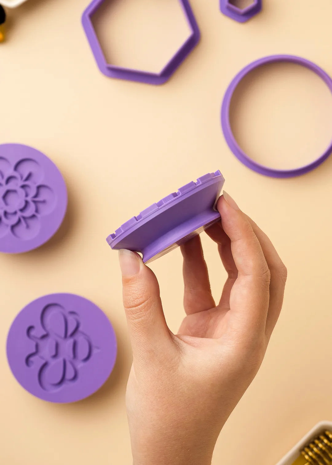 profile of cookie stamp, showcasing its comfortable grip handle